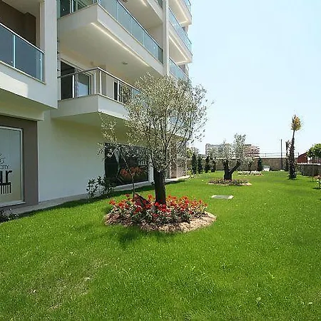 Crown City Luxury * Avsallar