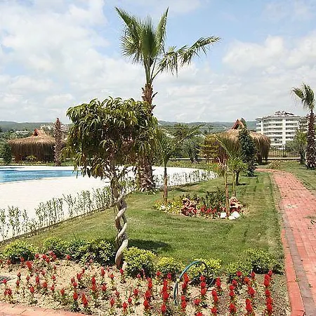Crown City Luxury Apartment *