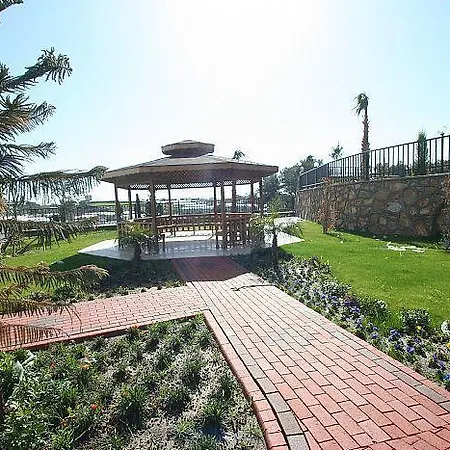 Crown City Luxury Apartment *