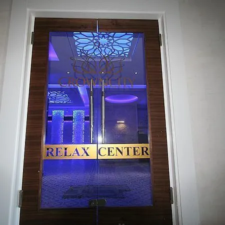 Crown City Luxury Apartment Avsallar