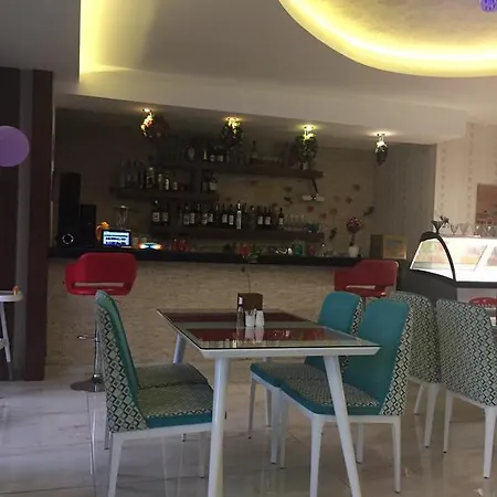 Crown City Luxury * Avsallar